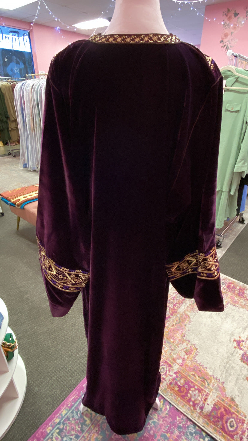 Moroccan Traditional Velvet Caftan Purple