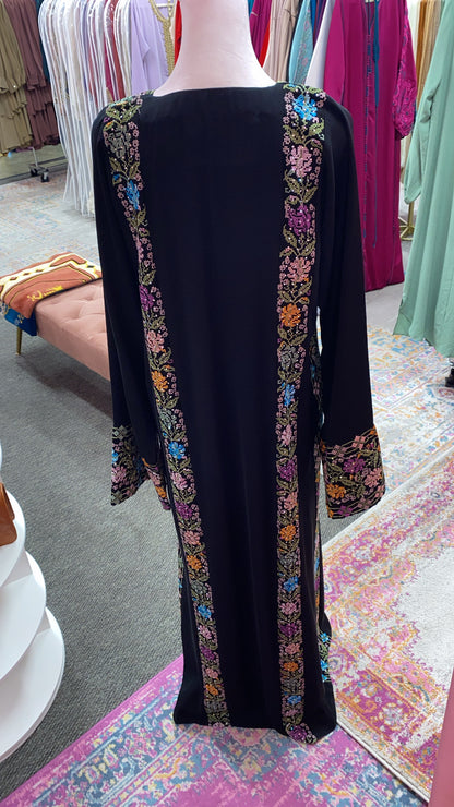 Traditional Tatreez Thobe