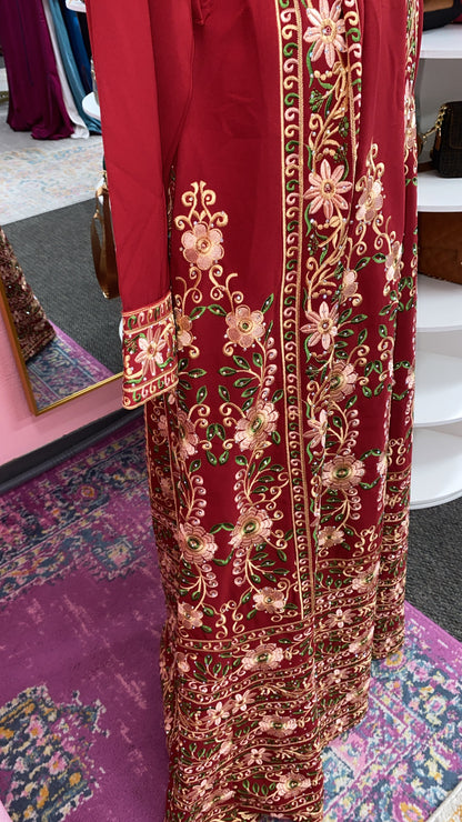 Traditional Tatreez Thobe