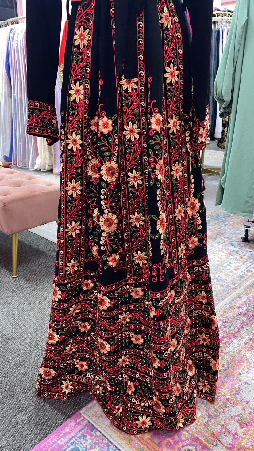 Traditional Tatreez Thobe