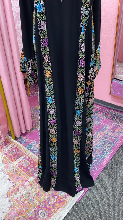 Traditional Tatreez Thobe