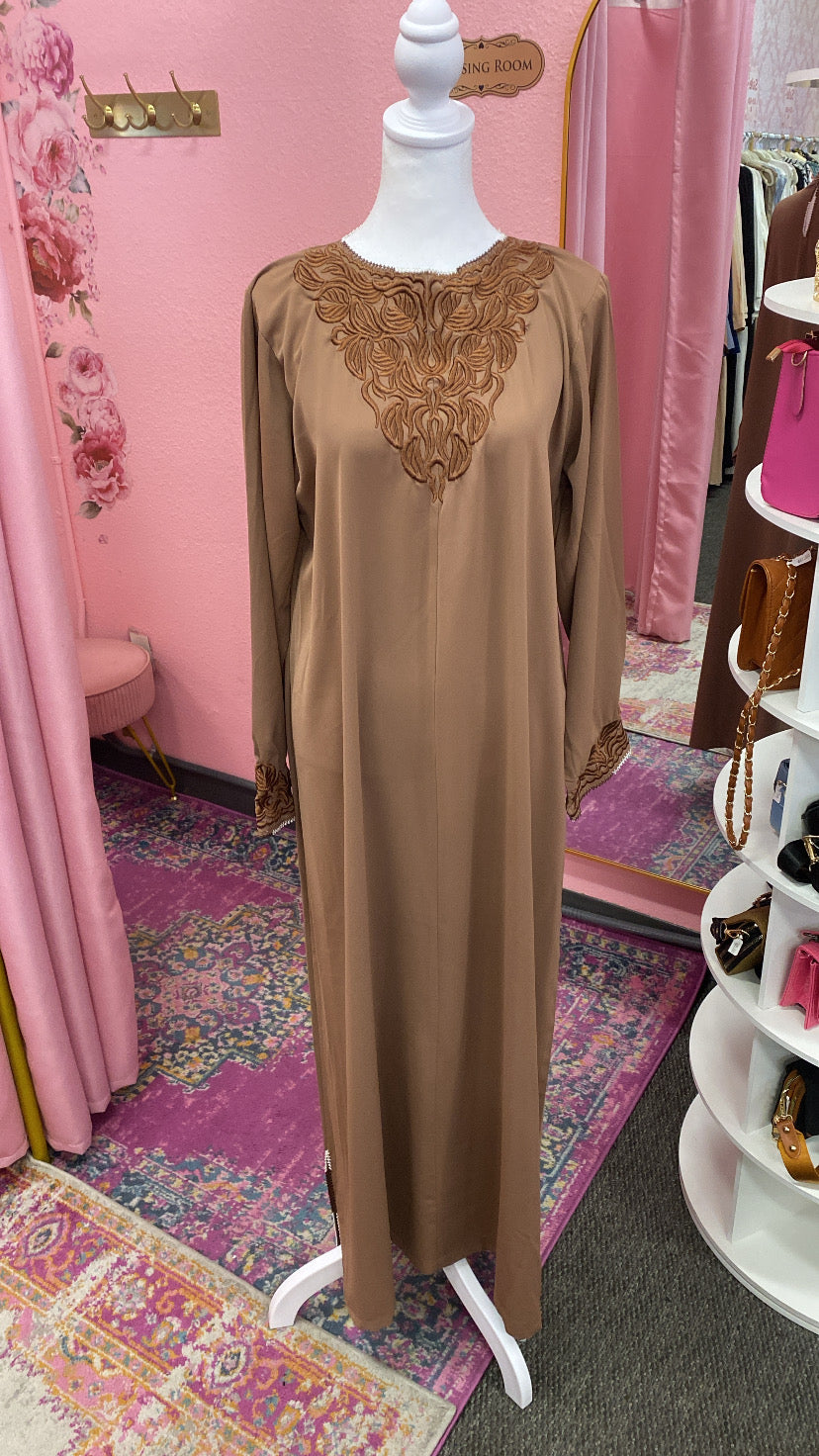 Traditional Moroccan Linen 2 Piece Embroidered Djellaba