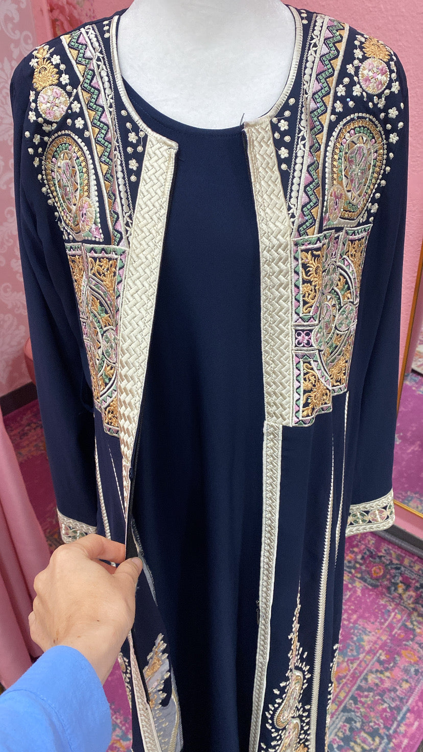 Traditional Tatreez Thobe