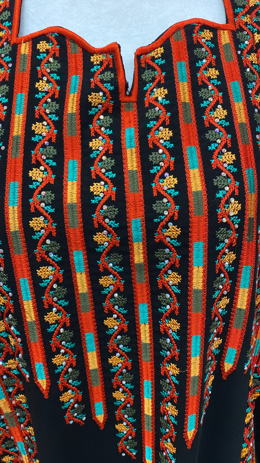 Traditional Tatreez Thobe