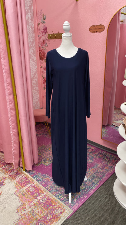 Traditional Tatreez Thobe