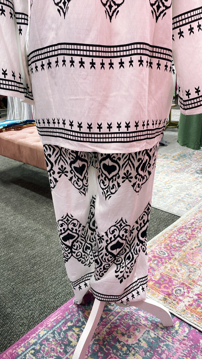 Damask Print Mid Length Pant Suit