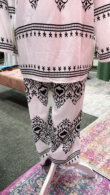 Damask Print Mid Length Pant Suit