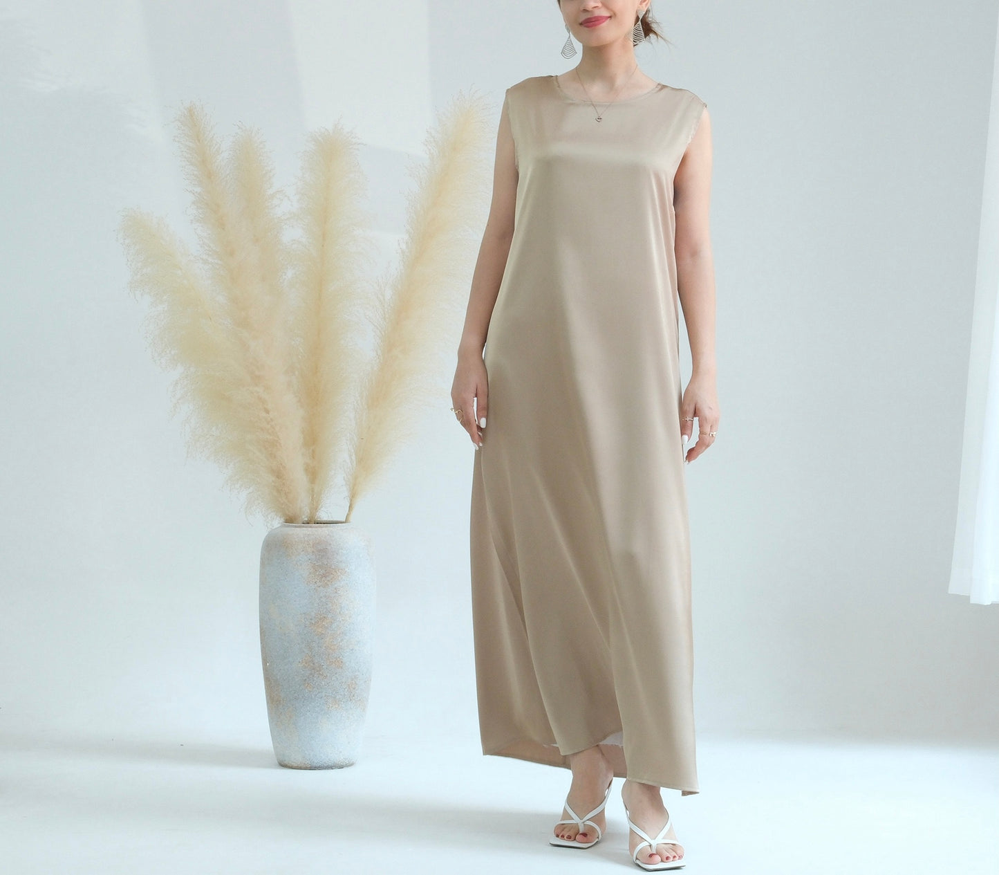 Basic Sleeveless Satin Underdress (Black,White,Beige)