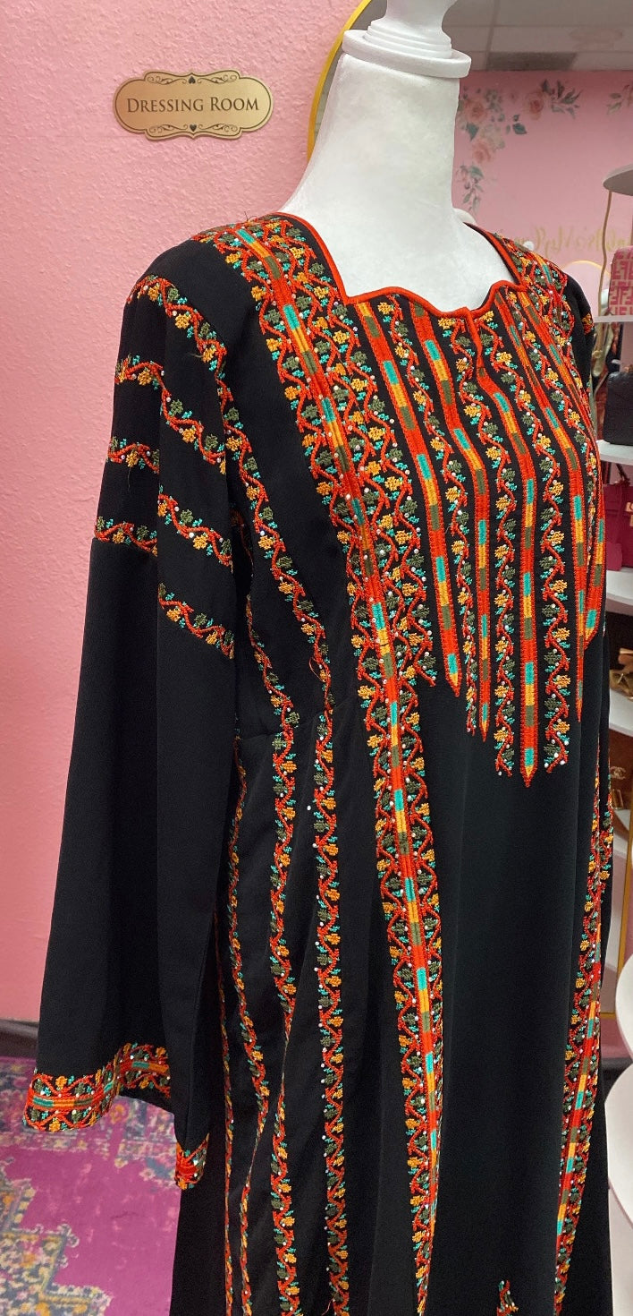 Traditional Tatreez Thobe
