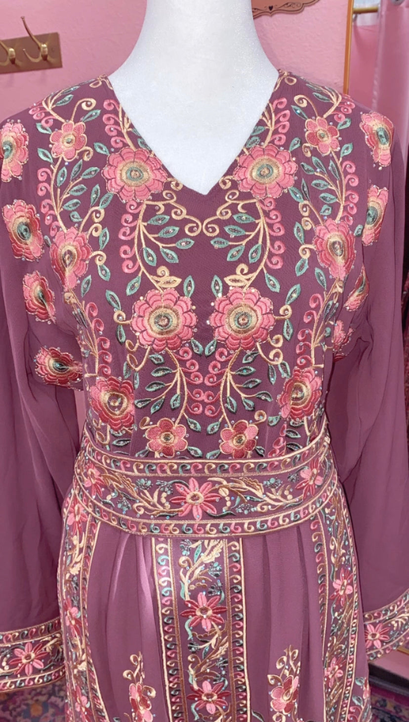 Traditional Tatreez Thobe