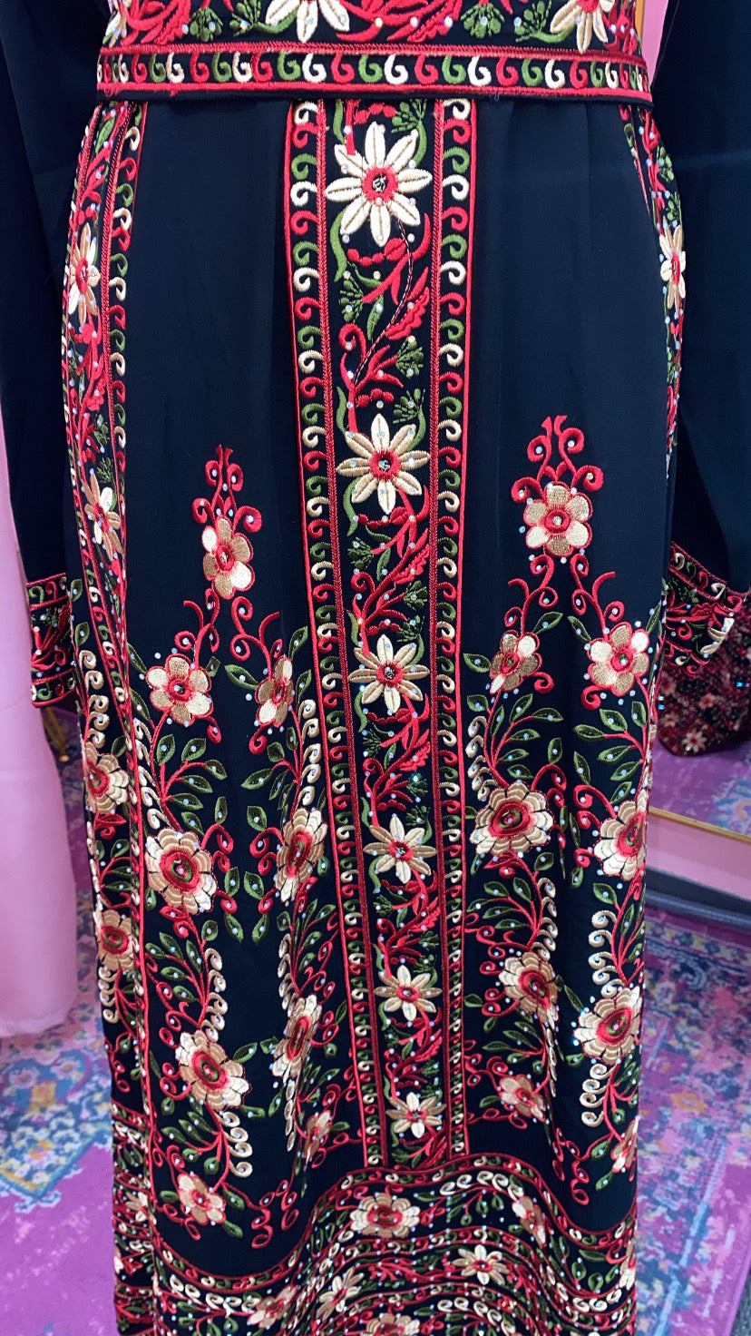 Traditional Tatreez Thobe