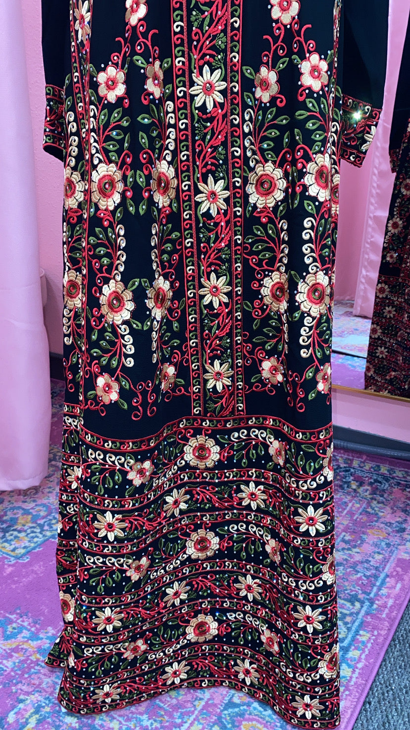 Traditional Tatreez Thobe