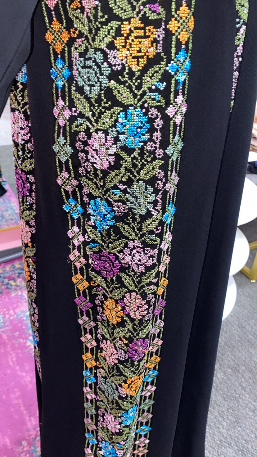 Traditional Tatreez Thobe