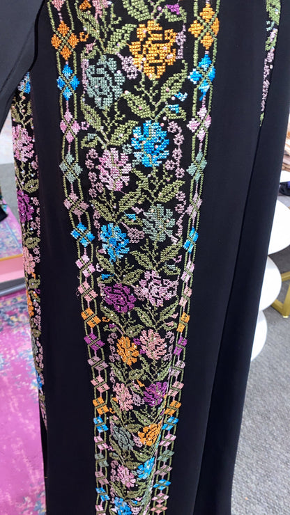 Traditional Tatreez Thobe