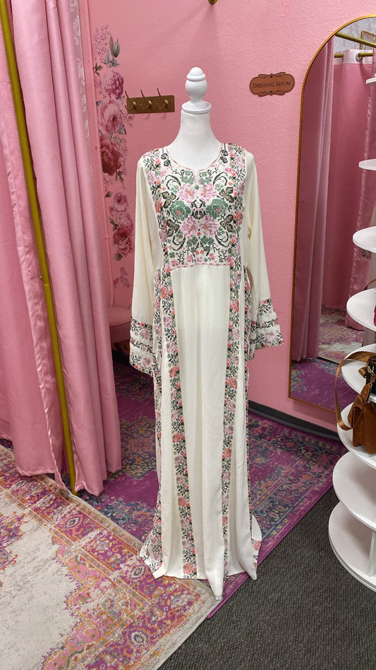 Traditional Tatreez Thobe