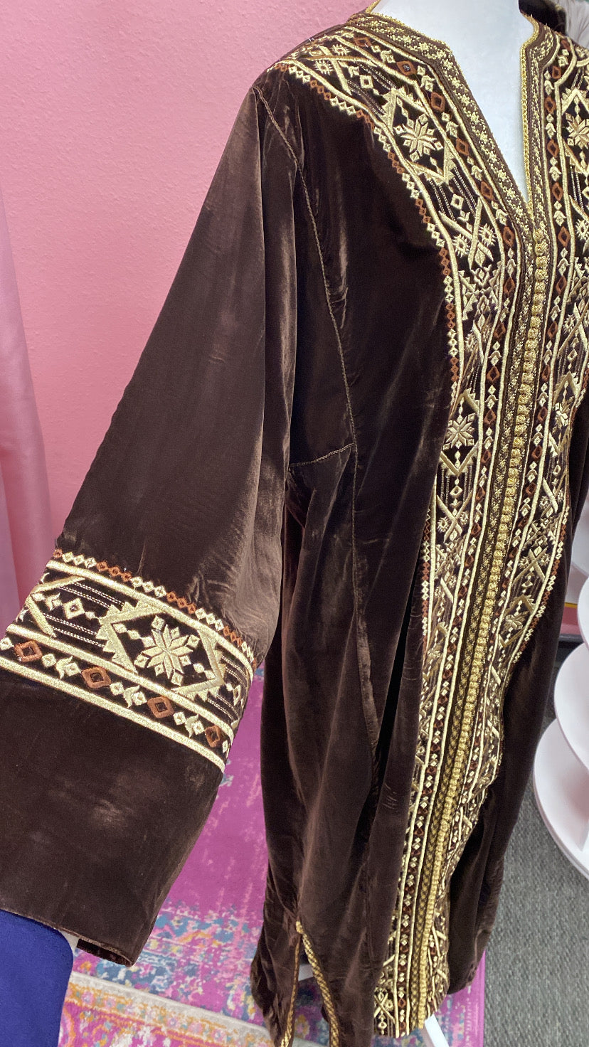 Moroccan Traditional Velvet Caftan Brown