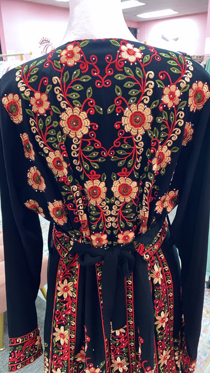 Traditional Tatreez Thobe