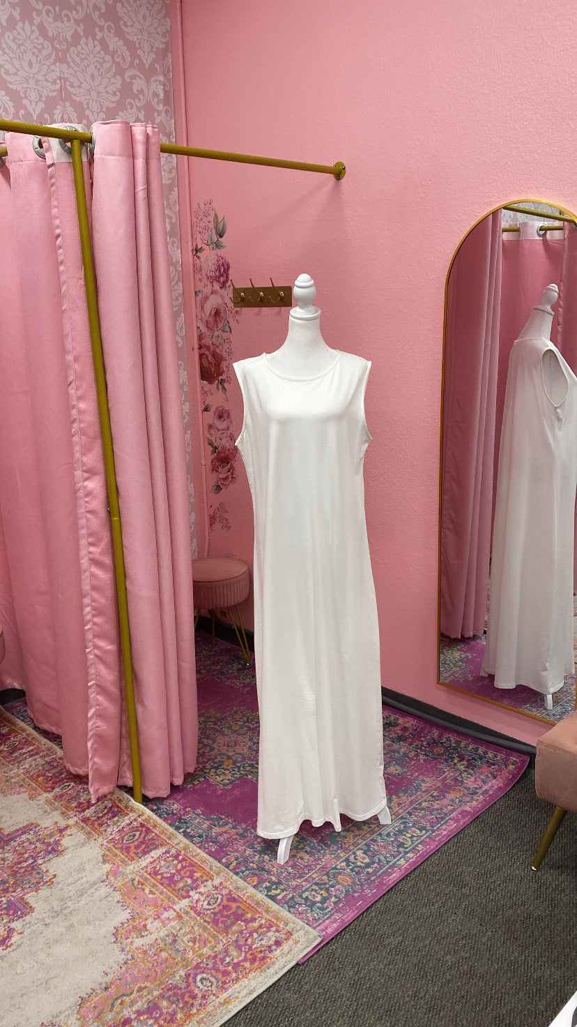 Basic Sleeveless Cotton Dresses (Black,White,Beige)
