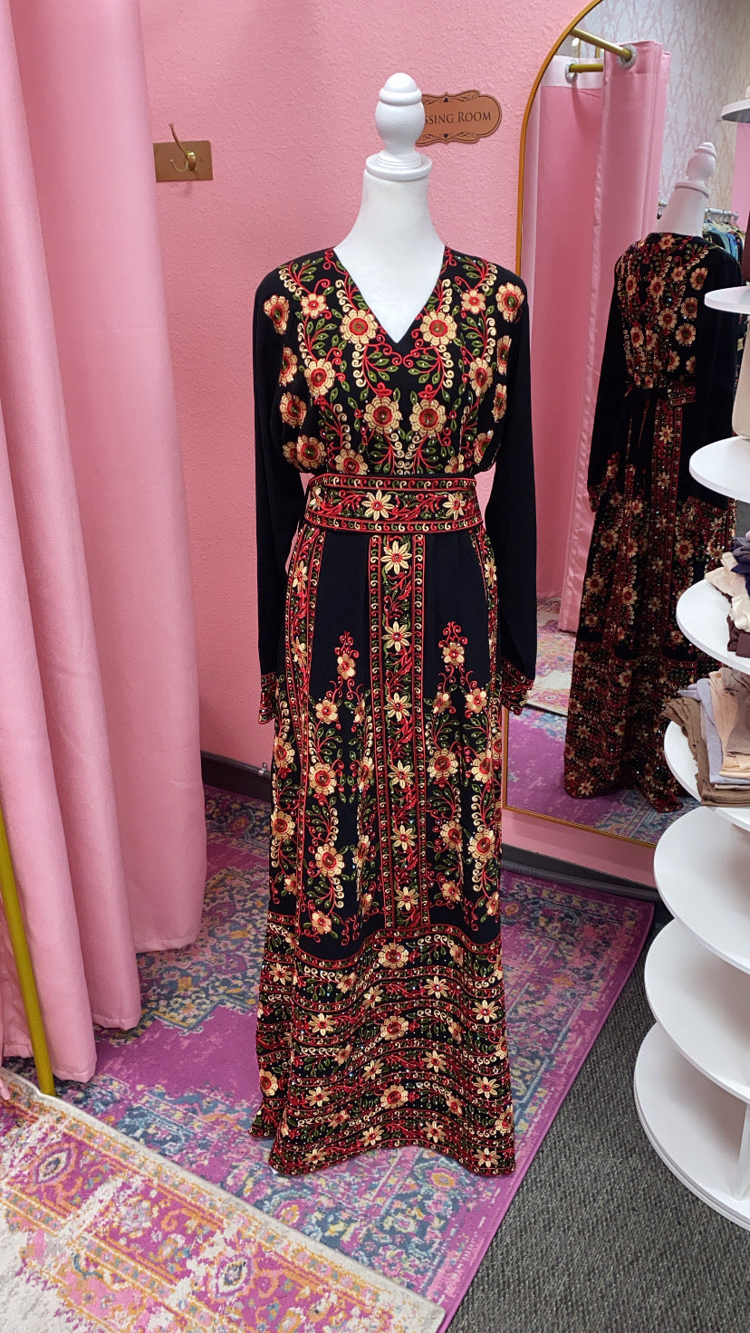 Traditional Tatreez Thobe