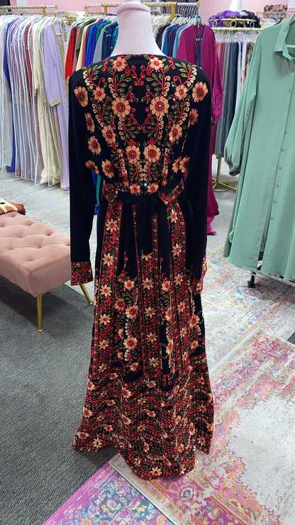 Traditional Tatreez Thobe