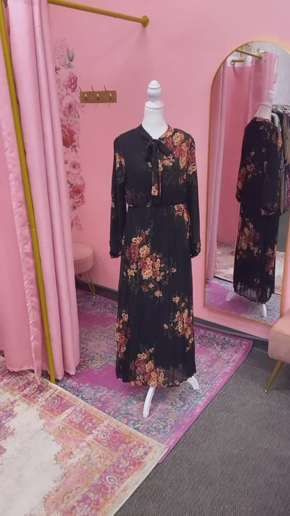Black Beauty Pleated Floral Chiffon